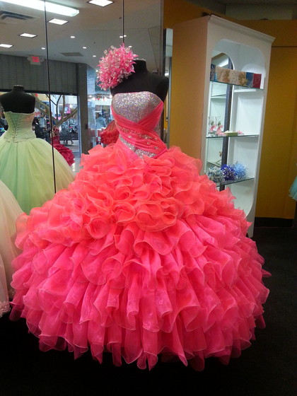  Quinceanera  dresses  and dress  shops in Chicago  IL 15 