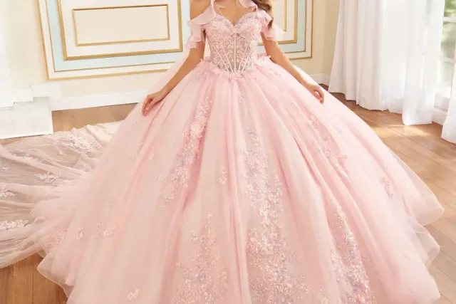 alborada quince dress