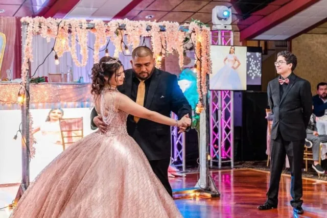 martinique banquets quinceaneras burbank illinois