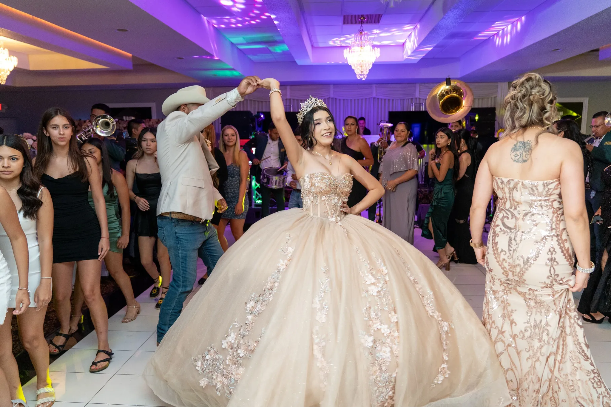 cristobal productions quinceanera photography 