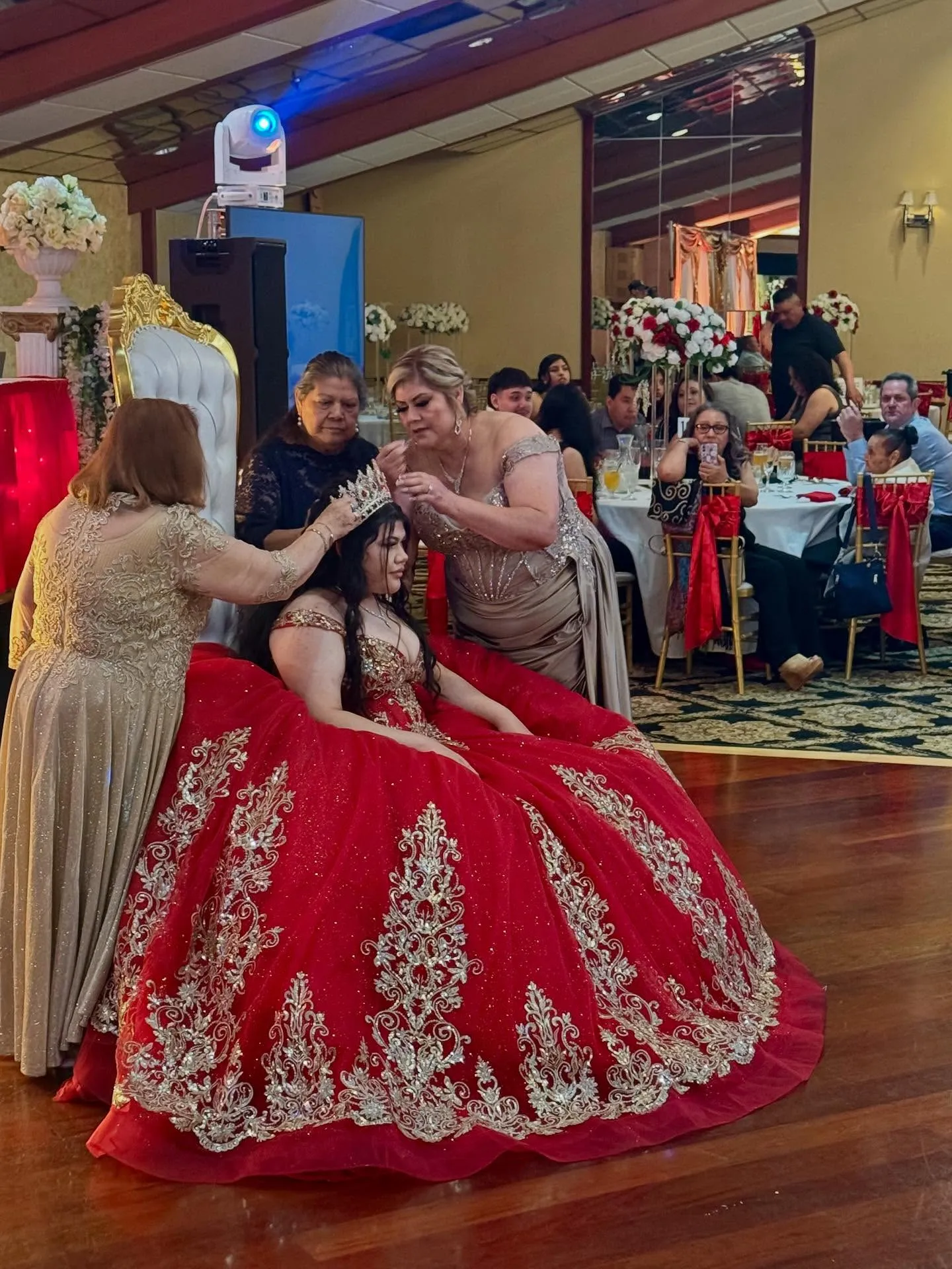 martinique banquets quinceaneras burbank illinois